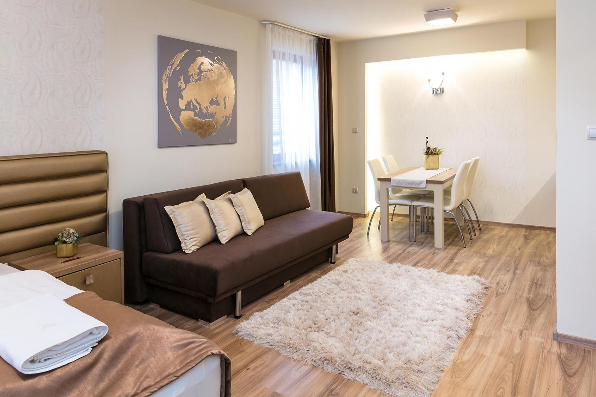 Foter Rezidencia 3 Apartment Gyor Ngoại thất bức ảnh