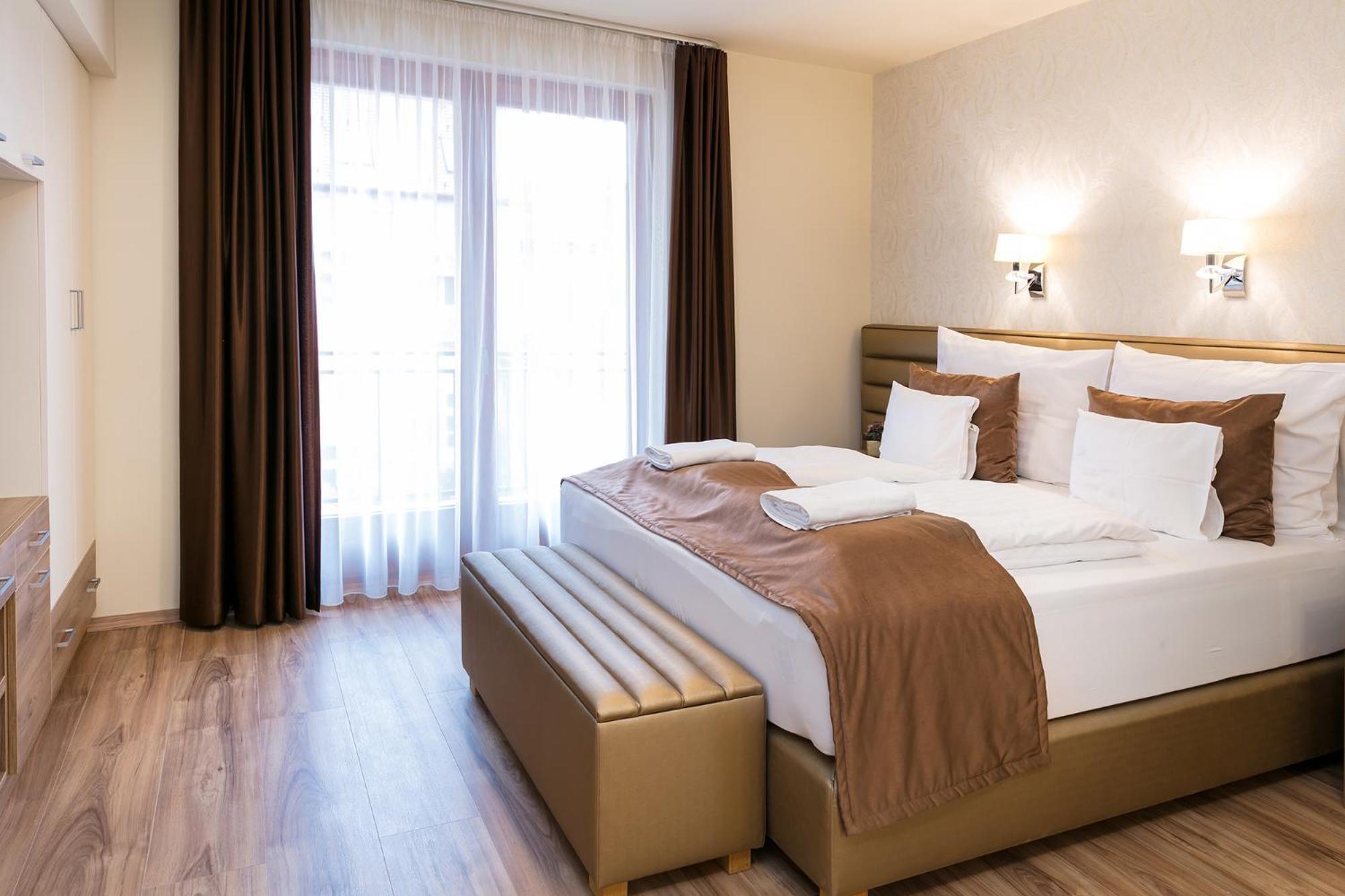 Foter Rezidencia 3 Apartment Gyor Ngoại thất bức ảnh